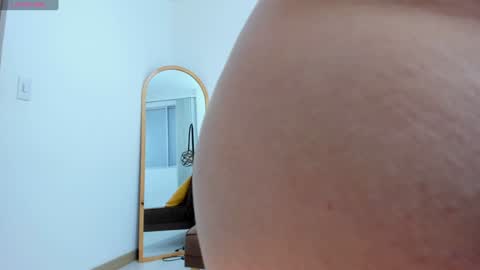 Camila online show from 01-30-25, 06:56