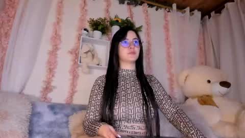 Snapshot of camiilalopee chatting on 05-31-26, 08:43 Camii Lopez online show from 05-31-26, 08:43