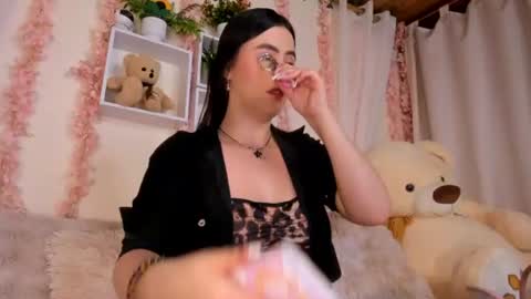 Snapshot of camiilalopee chatting on 07-03-26, 11:33 Camii Lopez online show from 07-03-26, 11:33