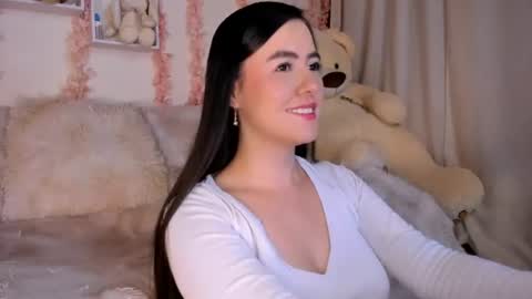Snapshot of camiilalopee chatting on 07-10-26, 05:59 Camii Lopez online show from 07-10-26, 05:59