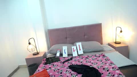 CamiilaReyes online show from 02-20-25, 06:13
