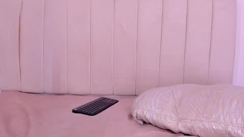 Cami online show from 12-22-24, 10:36