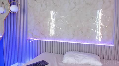 Cami online show from 10-27-25, 10:19