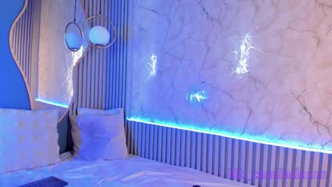 Cami online show from 11-26-25, 11:44