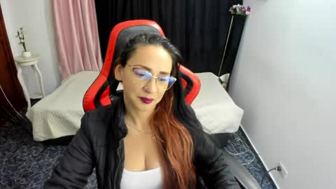 Snapshot of camila_bj chatting on 06-01-26, 02:35 camila_bj online show from 06-01-26, 02:35