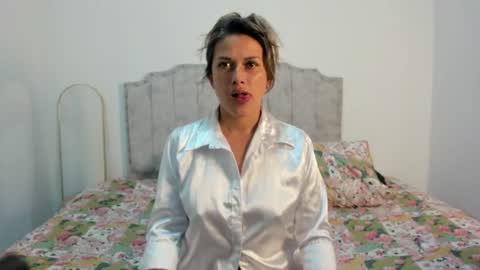   online show from 06-20-26, 01:52