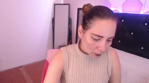 camila online show from 10-24-25, 04:14