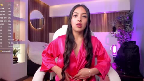 Camila online show from 12-22-24, 08:47