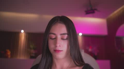 camila_martinez9 online show from 12-15-25, 11:47