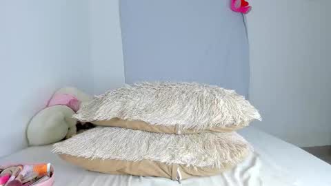 I am Cami  IG. cami moore1 online show from 02-25-26, 08:29