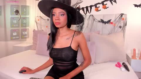 Camila  online show from 10-31-25, 11:44