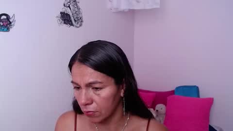 Camila Vargas online show from 02-13-26, 07:10