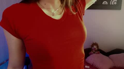 Camila ventura online show from 05-28-26, 01:19