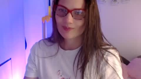 Snapshot of camila_ventura chatting on 06-26-26, 02:32 Camila ventura online show from 06-26-26, 02:32