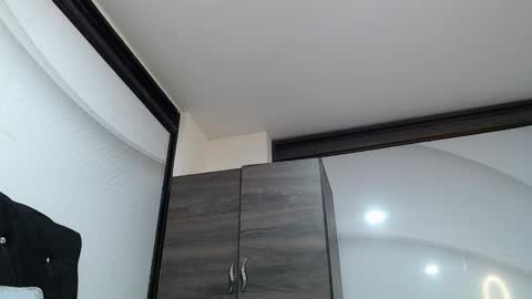 Snapshot of camilaaoficial chatting on 11-01-25, 12:56 Camila online show from 11-01-25, 12:56