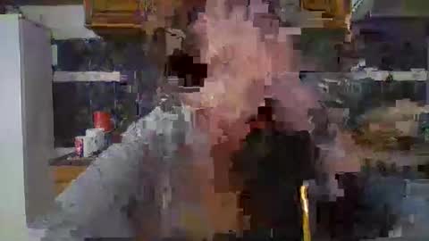 LaBella online show from 10-20-25, 05:35