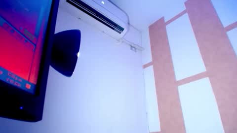 camilaparrisx online show from 12-07-24, 03:58