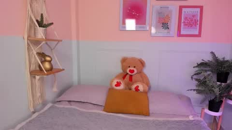 Camila  online show from 03-19-26, 04:16