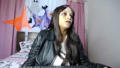 camilasex0 online show from 11-01-25, 06:32