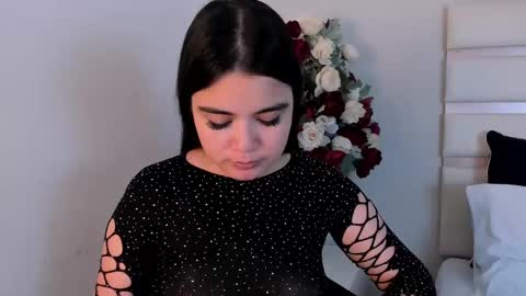 Snapshot of camilasofiia chatting on 01-17-25, 08:56 Camila online show from 01-17-25, 08:56