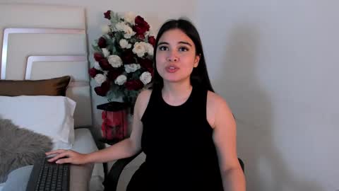 Snapshot of camilasofiia chatting on 03-03-25, 11:14 Camila online show from 03-03-25, 11:14