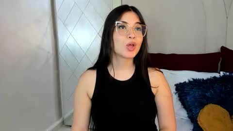 Snapshot of camilasofiia chatting on 09-10-25, 08:31 Camila online show from 09-10-25, 08:31