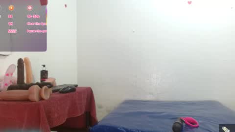 Snapshot of camilavagina24 chatting on 02-07-26, 07:28 Camila online show from 02-07-26, 07:28