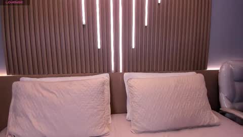 camile_cute online show from 12-18-25, 08:26