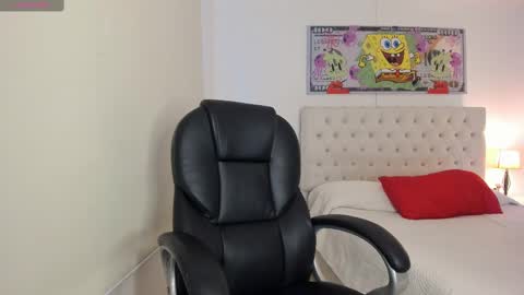 Snapshot of camileangel chatting on 03-07-25, 11:05 online show from 03-07-25, 11:05