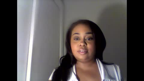 camiliaskye online show from 11-24-25, 05:29