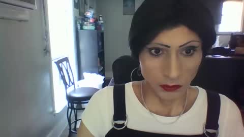 Ladyboy Ladine or Cambi online show from 05-30-26, 07:55