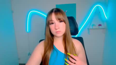 Camilla online show from 05-21-26, 05:53