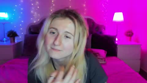 camilladreamer online show from 01-12-26, 06:24