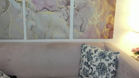 camilladreamer online show from 05-17-26, 06:00