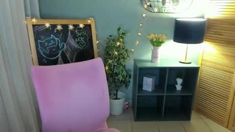 camilladreamer online show from 05-22-26, 01:17
