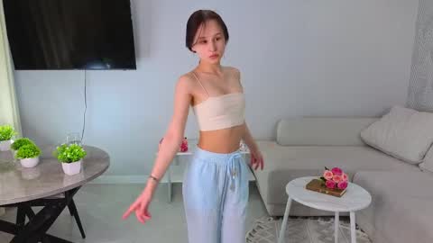 Snapshot of camillahooser chatting on 03-17-26, 01:21 May online show from 03-17-26, 01:21