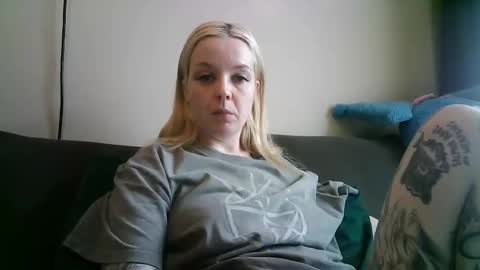 Camille Deville online show from 03-02-25, 11:20