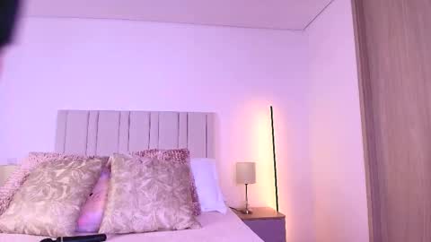 Camille Lynn online show from 04-09-26, 04:34