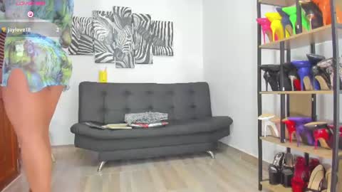 camillevega_01 online show from 06-11-26, 12:32