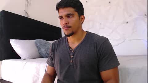 camilo_contre21 online show from 10-25-25, 06:46