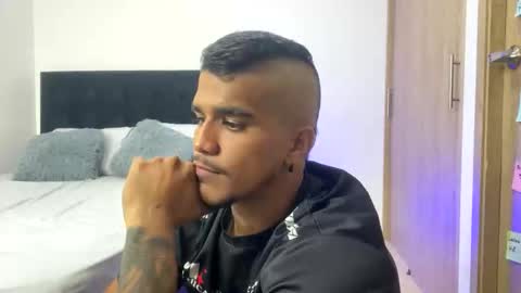 camilo_contre21 online show from 01-15-26, 07:28