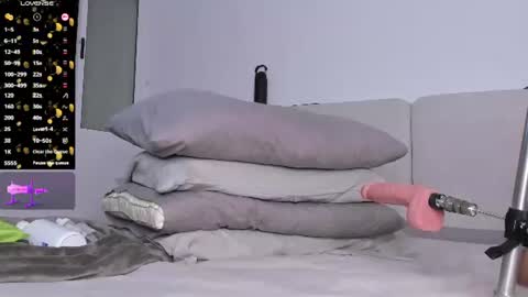   INDEPENDENT MODEL online show from 07-27-26, 04:19