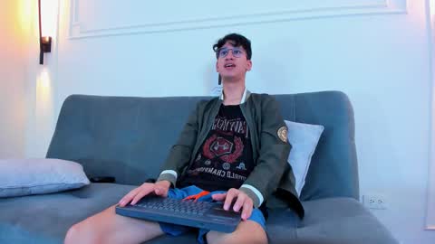 Camilo online show from 11-09-25, 03:05