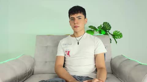 Snapshot of camilo_xcam chatting on 09-20-25, 07:26 CAMILO online show from 09-20-25, 07:26