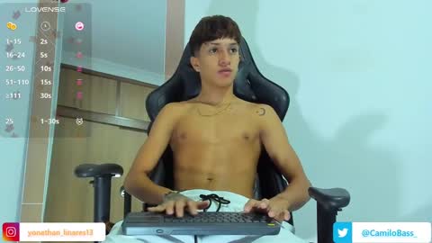 Snapshot of camilobass_ chatting on 01-09-25, 02:33 Camilo Bass online show from 01-09-25, 02:33