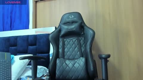 Snapshot of camilobass_ chatting on 01-31-25, 01:22 Camilo Bass online show from 01-31-25, 01:22