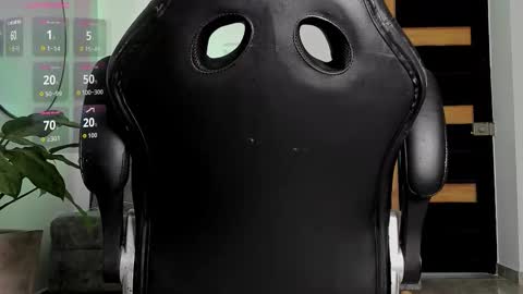 Snapshot of camilohotxx__ chatting on 10-30-25, 12:12 Camilo online show from 10-30-25, 12:12