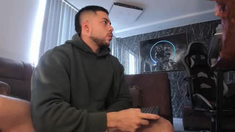 Snapshot of camilowatson chatting on 10-30-25, 01:23 Camilo Watson online show from 10-30-25, 01:23