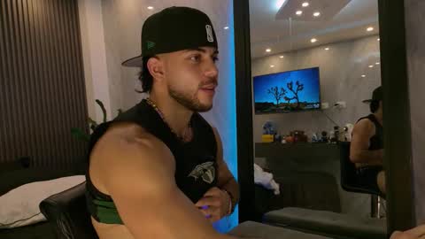 Snapshot of camilowatson chatting on 02-25-26, 03:05 Camilo Watson online show from 02-25-26, 03:05