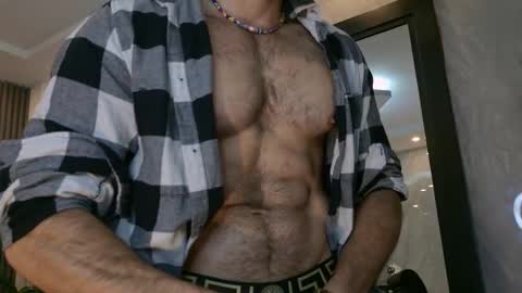 Snapshot of camilowatson chatting on 03-03-26, 02:18 Camilo Watson online show from 03-03-26, 02:18